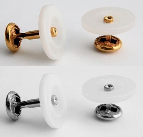 Collarstuds set of 2 front & back 